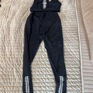 SoulCycle set. Only worn once.
